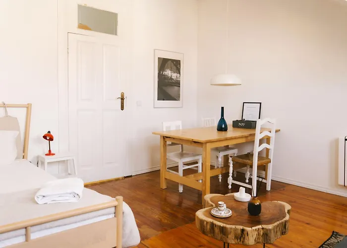 Faria Guimaraes * Porto